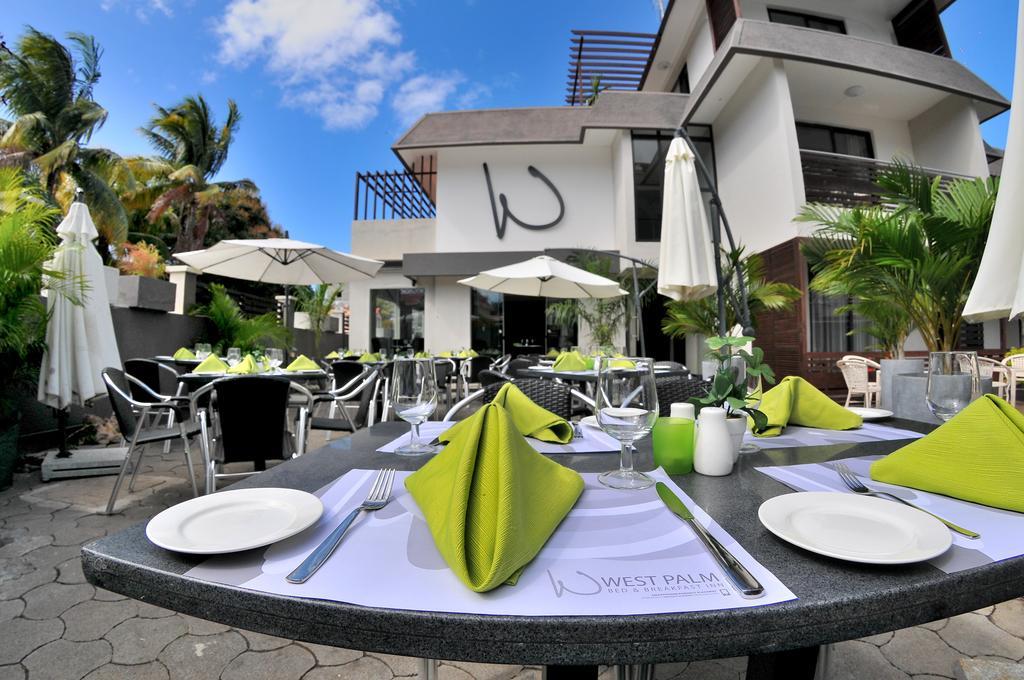 West Palm Inn Flic-en-Flacq エクステリア 写真