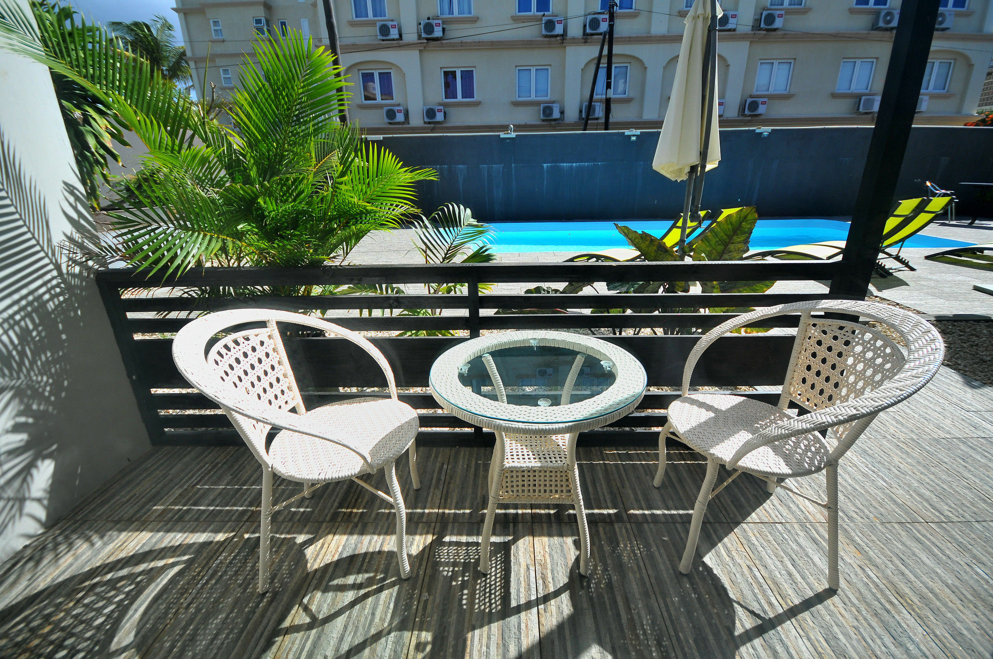 West Palm Inn Flic-en-Flacq エクステリア 写真